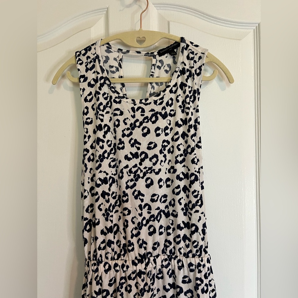 💙 4 for $40 💙 Banana Republic Leopard Print Crisscross Back Midi Dress - Picture 3 of 9